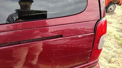 Chevy Venture Driver Left Rear Moulding On Quarter Panel Oem Red 72U