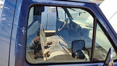 1980-1986 Ford F150 Passenger Right Front Side Window Door Glass Oem