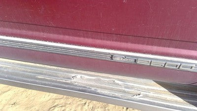 1988 Gmc Sierra 2500 Passenger Right Front Moulding From Door Oem Trim Strip
