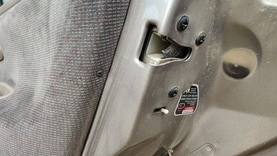 1995-2000 Ford Contour Passenger Right Rear Door Latch With Rods/Cables Oem Back