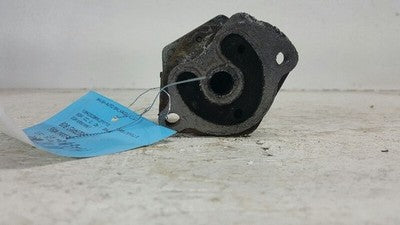 1994-1995 Cadillac Deville Egr Valve Assembly Oem 19210678