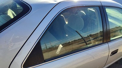 1997-2001 Toyota Camry Passenger Right Rear Side Window Door Glass Oem Back