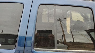 02-07 Jeep Liberty Passenger Right Rear Vent Window Back Door Glass With Frame