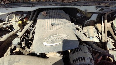 2005 Sierra 1500 Hd Engine Cover Top Plastic Shield Oem 6.0L