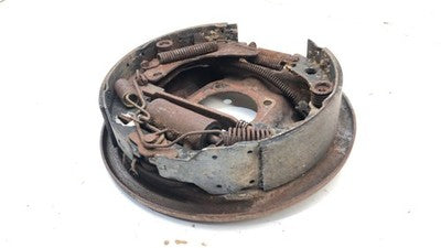 1975 Cutlass Supreme Driver Left Rear Brake Backing Plate Assembly 2 Door Coupe