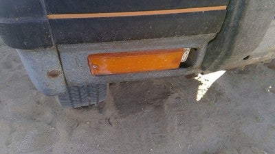 1981-1987 Isuzu Pup Pickup Passenger Right Front Turn Signal Light Lamp Oem