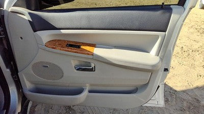 08-09 Grand Cherokee Passenger Right Front Door Trim Panel With Switches Gray D1