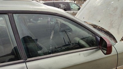 00-04 Legacy Outback Passenger Right Front Side Window Door Glass Oem 61011Ae02a