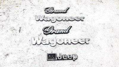1984 Jeep Grand Wagoneer Fender Emblem Tailgate Emblem Badge Set Oem