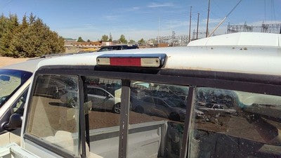 1994-1997 Chevy Silverado 1500 Third Brake Light Middle Lamp Oem 16521970
