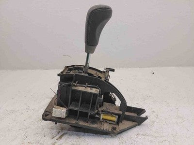 2005 Nissan Armada Transmission Shift Assembly Automatic Floor Shifter Oem Lever