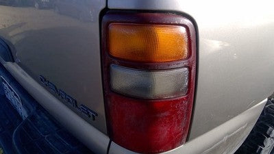 2000-2003 Chevy Tahoe Passenger Right Tail Light Oem Brake Lamp Rear
