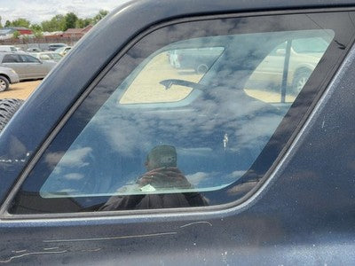 1998-2004 Isuzu Rodeo Passenger Right Rear Quarter Glass Back Side Window Oem