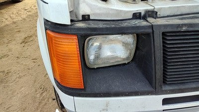 85-94 Gmc Safari Passenger Right Headlight Trim Door Surround With Turn Signal