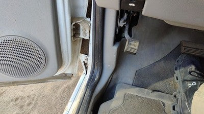 2007 Chevy Uplander Driver Left Lower Kick Trim Panel Oem Gray 17B