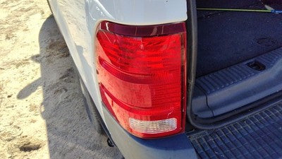 2002-2005 Ford Explorer Driver Left Tail Light Brake Lamp Oem Rear 1l2z13405aa