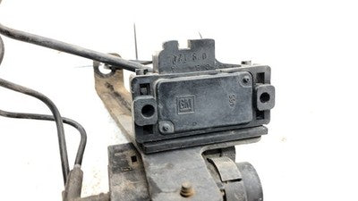 1992 Chevy S10 Pickup Vacuum Valve Assembly Oem With Mount Bracket