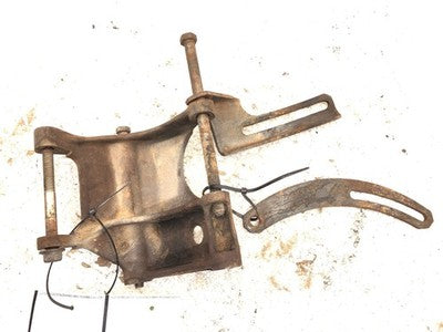 1983 Ford Van E150 5.8L Alternator Smog Pump Bracket Oem Eque-9B450-Aa