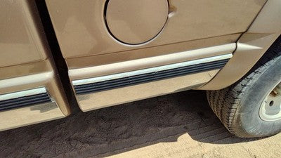 1997 Silverado 2500 Driver Left Rear Moulding On Front Of Box Oem