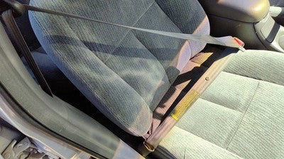 2000 Oldsmobile Intrigue Passenger Right Front Seat Belt Retractor Shoulder Gray