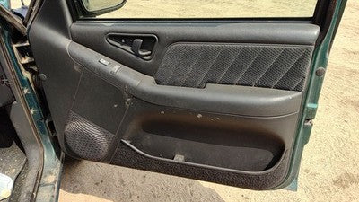 1995-1997 S10 Blazer Passenger Right Front Door Trim Panel With Switches Gray