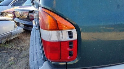 1998-2002 Honda Passport Passenger Right Tail Light Oem Brake Lamp Rear 5647813