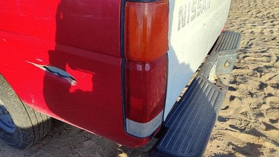 1986-1997 Nissan Hardbody Driver Left Tail Light Brake Lamp Oem Rear B65503b300