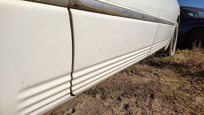1998 Town & Country Right Rear Moulding From Door Oem Back Trim Pwp Golden White