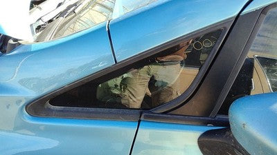 2014-2019 Nissan Versa Note Passenger Right Front Vent Wing Window Windshield