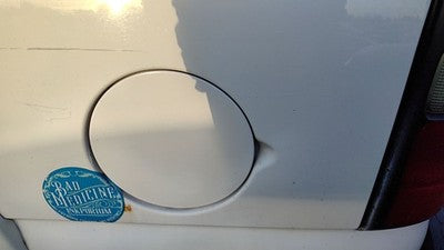 00-06 Chevy Suburban Fuel Tank Door With Hinge Gas Lid Filler 50U Summit White