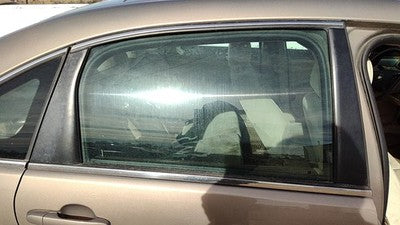 2006-2016 Chevy Impala Passenger Right Rear Side Window Door Glass Oem Back