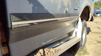 1989 Ford F150 Driver Left Rear Moulding On Front Of Box Oem Lh