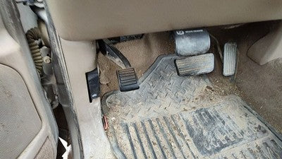 02 Silverado 2500 Hd Parking Brake Pedal Assembly Oem Complete Emergency Unit
