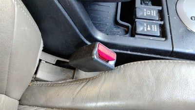 04 Mitsubishi Endeavor Passenger Right Front Seat Belt Buckle Oem 02q Sand Blast
