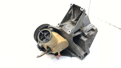 1999 Mazda B2500 Power Steering Pump With Mount Bracket Oem Pulley 2.5L