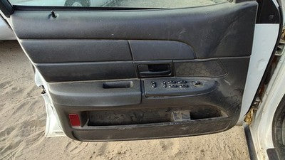 2005 Ford Crown Vic Driver Left Front Door Trim Panel With Master Switch Black