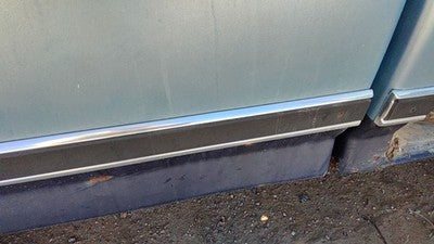 1982 Ford F150 Passenger Right Rear Moulding On Front Of Box Oem