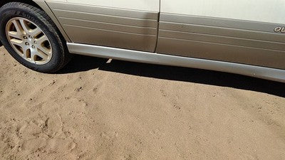 2000-2004 Legacy Outback Passenger Right Lower Rocker Moulding Oem 91112Ae24awd