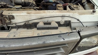 92-96 Ford Van E250 Top Plastic Cover Above Radiator Support Sight Shield Oem
