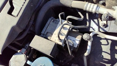 2013-2015 Mercedes C300 Complete Anti Lock Brake Pump Unit Abs Module Assembly