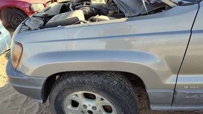 1999-2004 Jeep Grand Cherokee Driver Left Front Fender Oem Ps5 Silver 55135901Ac