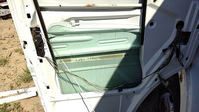 2002-06 Sprinter Van 3500 Driver Left Front Side Window Door Glass Oem 5104334Aa