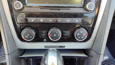 2013-2015 Vw Passat Temperature Control Module In Dash Heater Ac Head Unit Oem