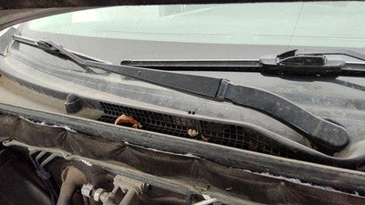2010-2012 Subaru Legacy Outback Passenger Right Windshield Wiper Arm Blade Lever