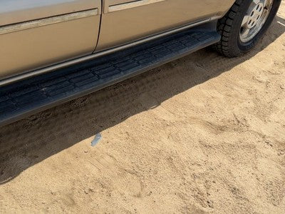 2001-2006 Chevy Suburban Driver Left Running Board Side Step Oem 4X4 15766082