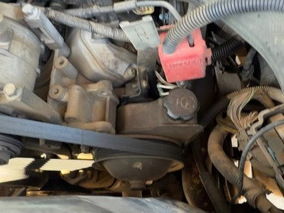 2005 Chevy Silverado 2500 Power Steering Pump With Mount Bracket Oem 6.6L Lly