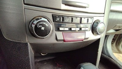 10-14 Legacy Outback Temperature Control Module In Dash Heater Ac Head Unit