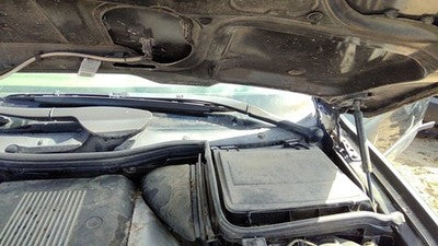 1997-2002 Bmw 540I Driver Left Windshield Wiper Arm Oem Blade Lever 61619449965
