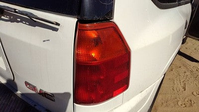 2002-2009 Gmc Envoy Passenger Right Tail Light Brake Lamp Oem Rear 15131577