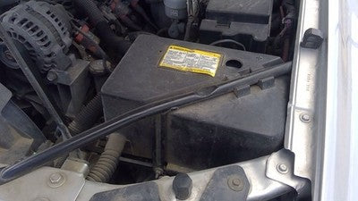 2004-2007 Buick Rainier Complete Battery Box Mount Tray With Hold Down Oem 5.3L